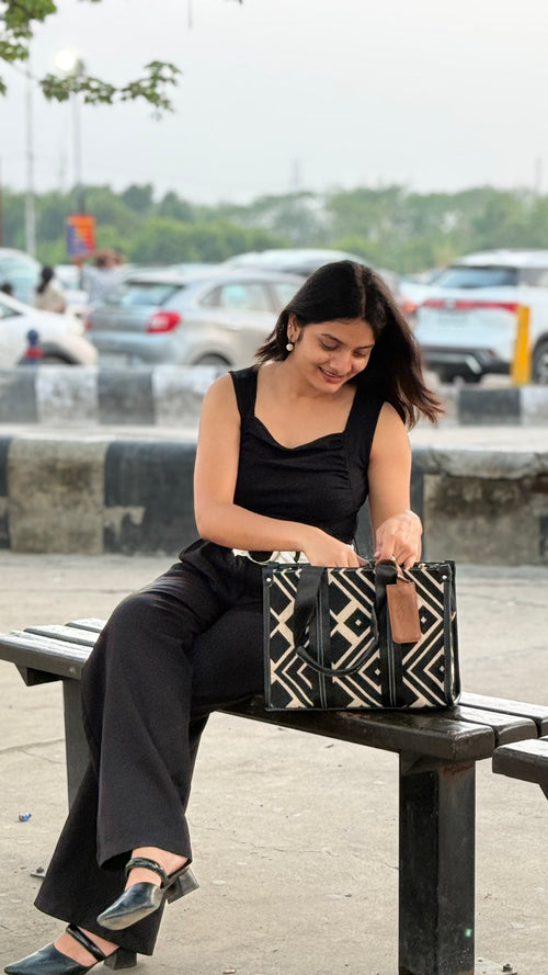 Semi Formal Tote - Directional