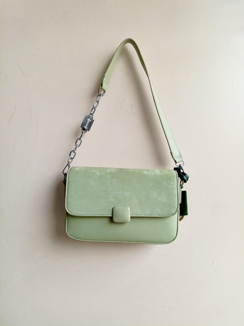 Box Sling Bag